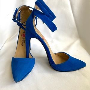 Penny Loves Kenny Blue Suede Ankle-Strap Pumps